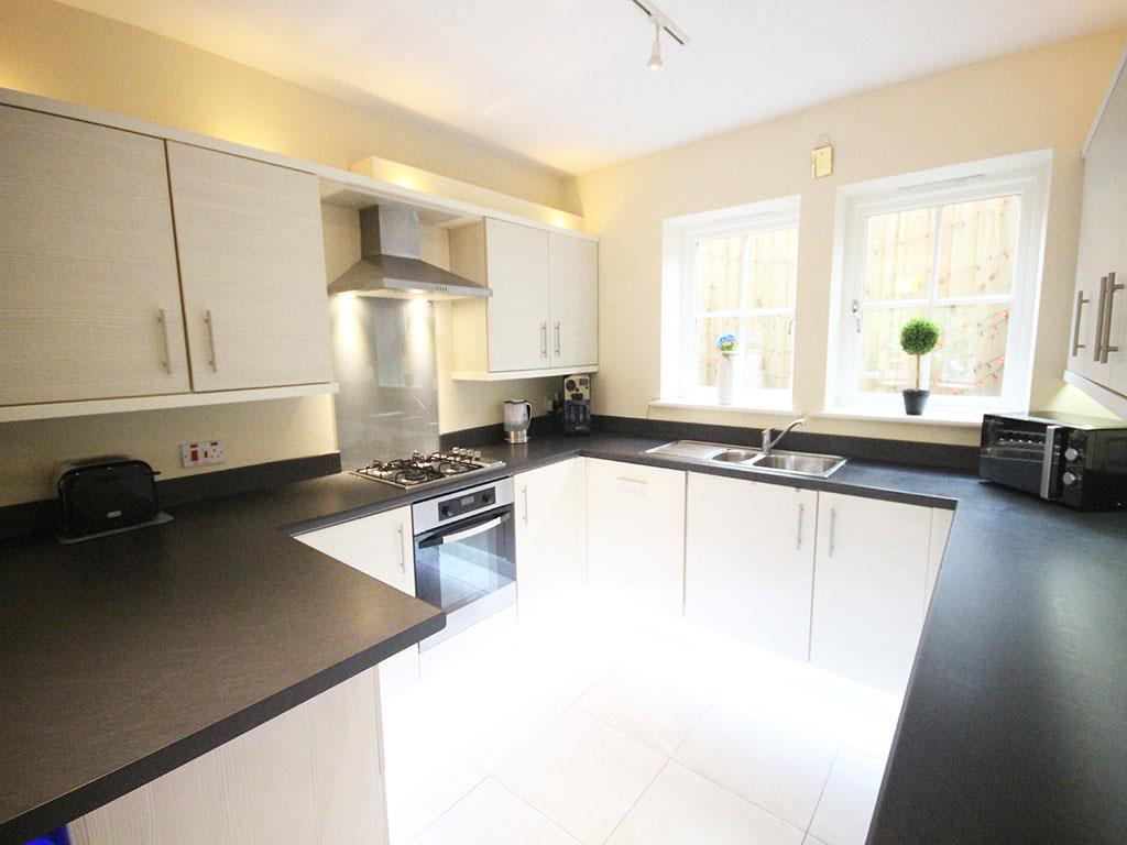 4 bedroom townhouse house SSTC in Trawden - IMG_3258.jpg